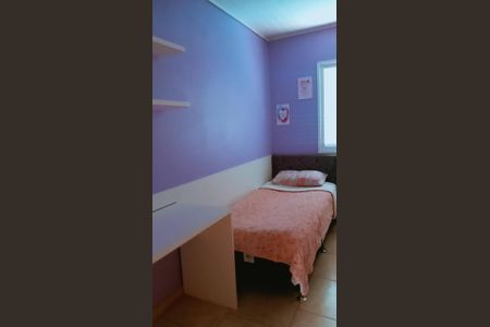Quarto 1 de casa para alugar com 2 quartos, 42m² em Guajuviras, Canoas