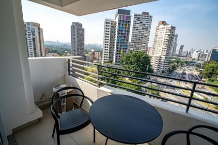 Varanda de kitnet/studio à venda com 1 quarto, 25m² em Butantã, São Paulo