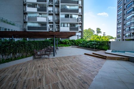 Studio à venda com 25m², 1 quarto e sem vagaÁrea comum - Piscina