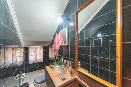 Casa à venda com 179m², 3 quartos e 2 vagas Casa à venda com 179m², 3 quartos e 2 vagasLavabo