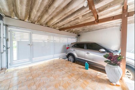 Casa à venda com 179m², 3 quartos e 2 vagas Casa à venda com 179m², 3 quartos e 2 vagasGaragem