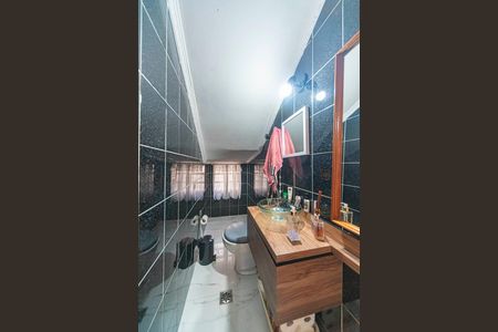 Casa à venda com 179m², 3 quartos e 2 vagas Casa à venda com 179m², 3 quartos e 2 vagasLavabo