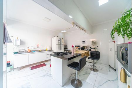 Casa à venda com 179m², 3 quartos e 2 vagas Casa à venda com 179m², 3 quartos e 2 vagasCozinha