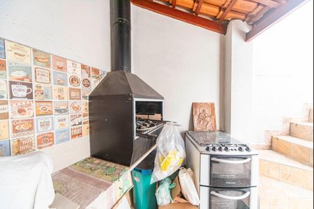 Casa à venda com 179m², 3 quartos e 2 vagas Casa à venda com 179m², 3 quartos e 2 vagasQuintal e Área Gourmet