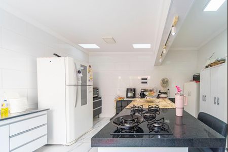 Casa à venda com 179m², 3 quartos e 2 vagas Casa à venda com 179m², 3 quartos e 2 vagasCozinha