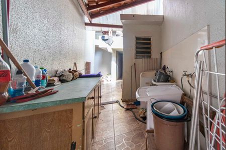 Casa à venda com 179m², 3 quartos e 2 vagas Casa à venda com 179m², 3 quartos e 2 vagasÁrea de Serviço