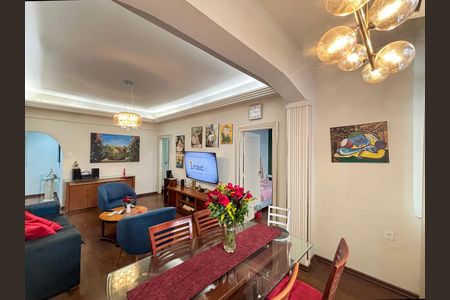 Apartamento à venda com 108m², 3 quartos e 1 vaga Apartamento à venda com 108m², 3 quartos e 1 vagaSala