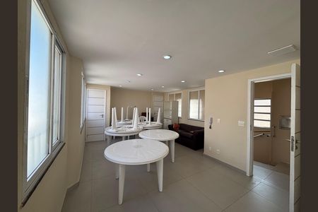 Apartamento à venda com 108m², 3 quartos e 1 vaga Apartamento à venda com 108m², 3 quartos e 1 vagaÁrea comum