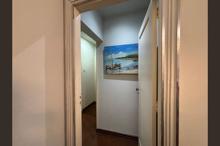 Apartamento à venda com 108m², 3 quartos e 1 vaga Apartamento à venda com 108m², 3 quartos e 1 vagaCorredores