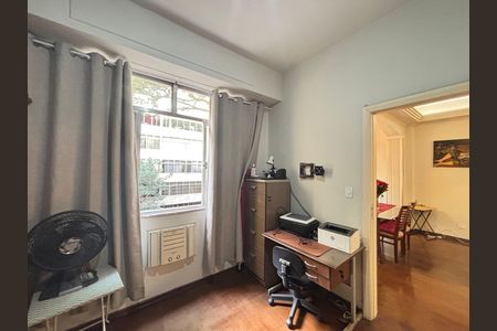 Apartamento à venda com 108m², 3 quartos e 1 vaga Apartamento à venda com 108m², 3 quartos e 1 vagaQuarto 1