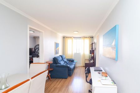 Sala de apartamento à venda com 3 quartos, 57m² em Itaquera, São Paulo