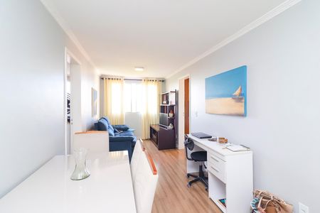 Sala de apartamento à venda com 3 quartos, 57m² em Itaquera, São Paulo