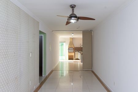 Sala de casa para alugar com 2 quartos, 176m² em Campo Grande, Rio de Janeiro