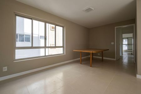 Sala de apartamento para alugar com 3 quartos, 154m² em Paraíso, São Paulo