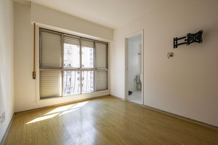 Apartamento à venda com 154m², 3 quartos e 1 vaga Apartamento à venda com 154m², 3 quartos e 1 vagaSuíte