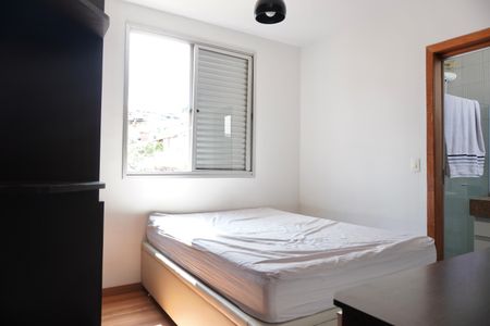 Apartamento à venda com 139m², 2 quartos e 2 vagasSuíte 