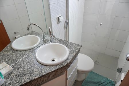 Apartamento à venda com 139m², 2 quartos e 2 vagasBanheiro social 1