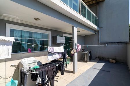 Casa para alugar com 300m², 3 quartos e 6 vagasCozinha e Área de Serviço