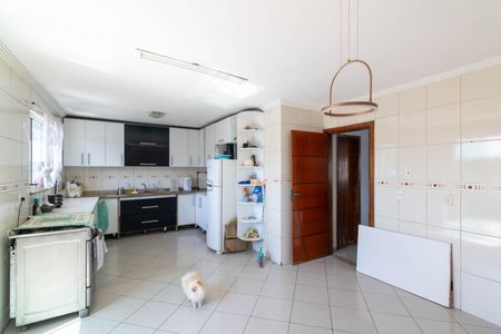 Casa para alugar com 300m², 3 quartos e 6 vagasCozinha e Área de Serviço