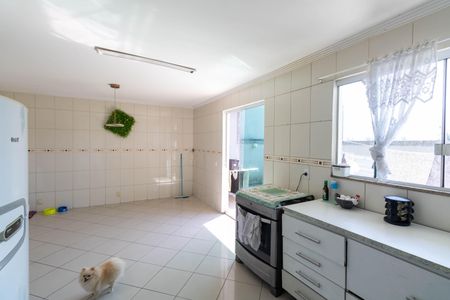 Casa para alugar com 300m², 3 quartos e 6 vagasCozinha e Área de Serviço