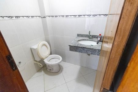 Casa para alugar com 300m², 3 quartos e 6 vagasBanheiro de serviço