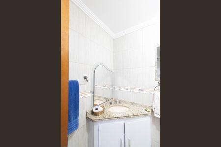 Casa para alugar com 300m², 3 quartos e 6 vagasBanheiro Social 1