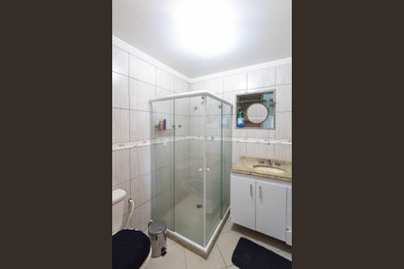 Casa para alugar com 300m², 3 quartos e 6 vagasBanheiro Social 2