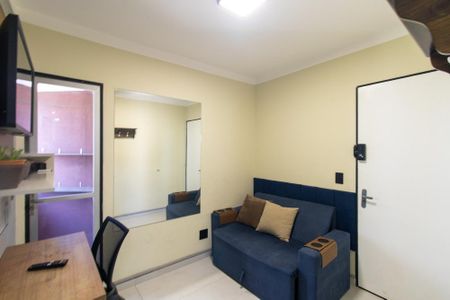 Sala de apartamento à venda com 1 quarto, 33m² em Rebouças, Curitiba