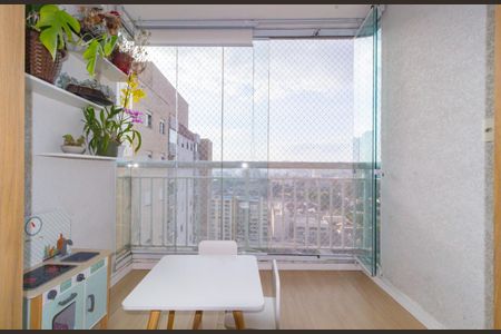 Apartamento para alugar com 57m², 2 quartos e 1 vagaVaranda