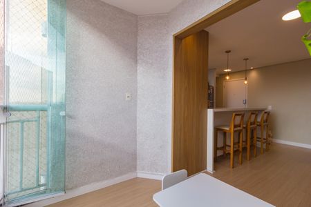 Apartamento para alugar com 57m², 2 quartos e 1 vagaVaranda