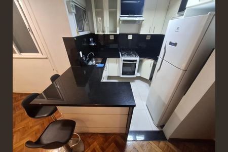 Apartamento à venda com 64m², 1 quarto e sem vagaCozinha 