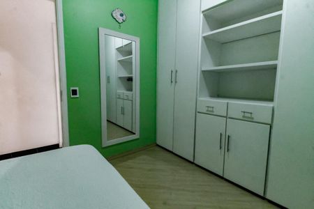 Apartamento à venda com 70m², 2 quartos e 2 vagasQuarto 1 - Armários