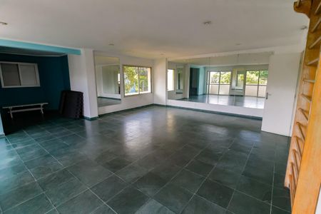Apartamento à venda com 70m², 2 quartos e 2 vagasSalade ginastica