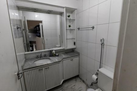Apartamento à venda com 70m², 2 quartos e 2 vagasBanheiro