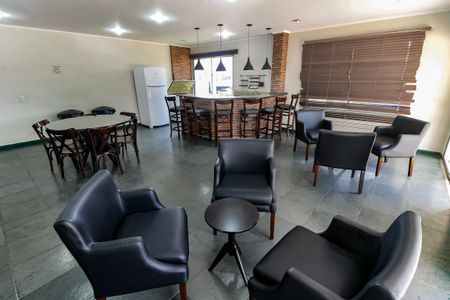 Apartamento à venda com 70m², 2 quartos e 2 vagasÁrea comum - Salão de festas