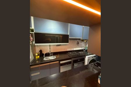 Apartamento à venda com 2 quartos, 55m² em Piraporinha, Diadema