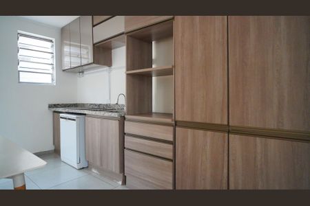 Apartamento para alugar com 120m², 4 quartos e sem vagaCozinha 
