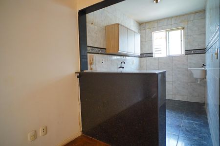 Apartamento para alugar com 65m², 2 quartos e sem vagaCozinha 