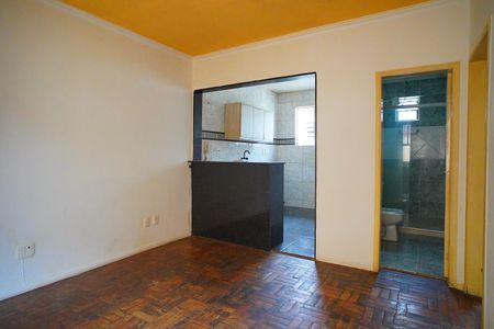 Sala de apartamento para alugar com 2 quartos, 65m² em Rubem Berta, Porto Alegre