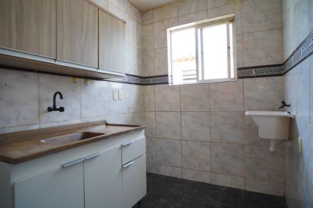 Apartamento para alugar com 65m², 2 quartos e sem vagaCozinha 