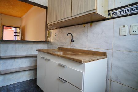 Apartamento para alugar com 65m², 2 quartos e sem vagaCozinha 