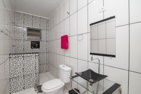 Casa para alugar com 450m², 3 quartos e 2 vagasBanheiro Social
