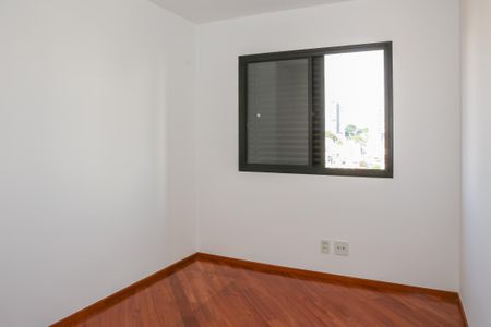 Apartamento à venda com 83m², 3 quartos e 1 vagaQuarto 2