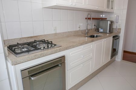 Apartamento à venda com 83m², 3 quartos e 1 vagaCozinha e Área de Serviço