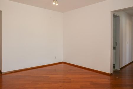 Apartamento à venda com 83m², 3 quartos e 1 vagaSala