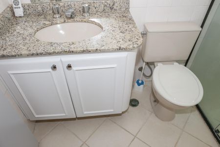 Apartamento à venda com 83m², 3 quartos e 1 vagaBanheiro da Suíte