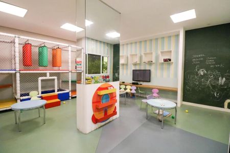 Apartamento para alugar com 138m², 3 quartos e 2 vagasÁrea comum - Brinquedoteca