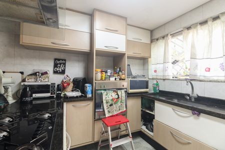 Casa à venda com 120m², 3 quartos e 1 vaga Casa à venda com 120m², 3 quartos e 1 vagaCozinha