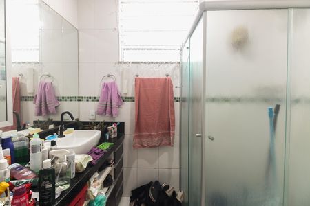 Casa à venda com 120m², 3 quartos e 1 vaga Casa à venda com 120m², 3 quartos e 1 vagaBanheiro