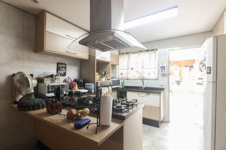 Casa à venda com 120m², 3 quartos e 1 vaga Casa à venda com 120m², 3 quartos e 1 vagaCozinha